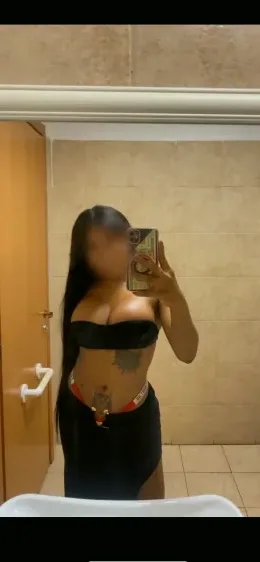 Jasmin, 26