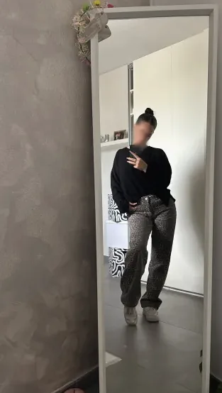 Jennifer, 21