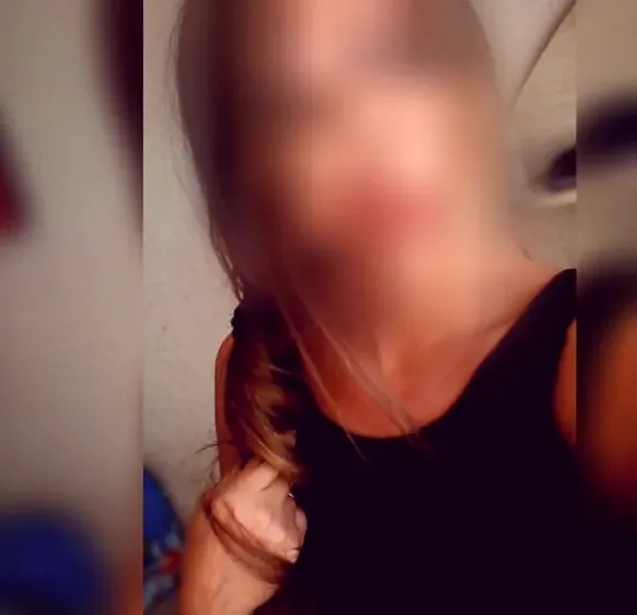Katharina, 32
