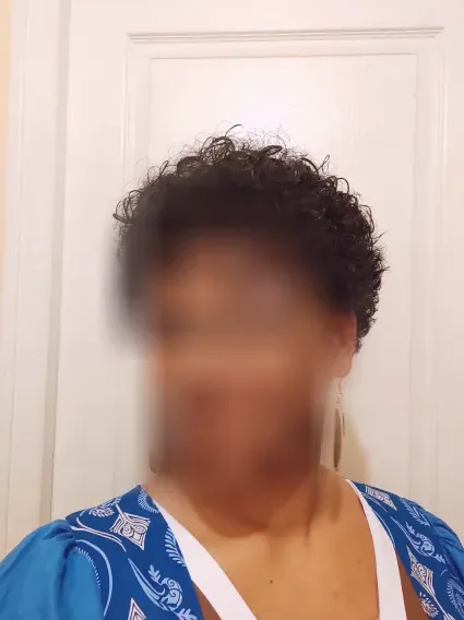 Rosa, 37